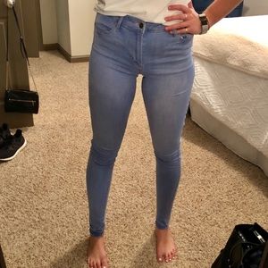 Old Navy Lightwash Mid Rise Rockstar Jeans